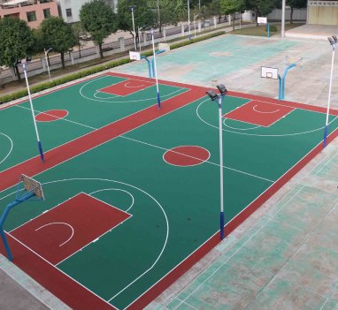 室外篮球场灯照明灯具的选择上我们应当遵循以下几个基本原则
